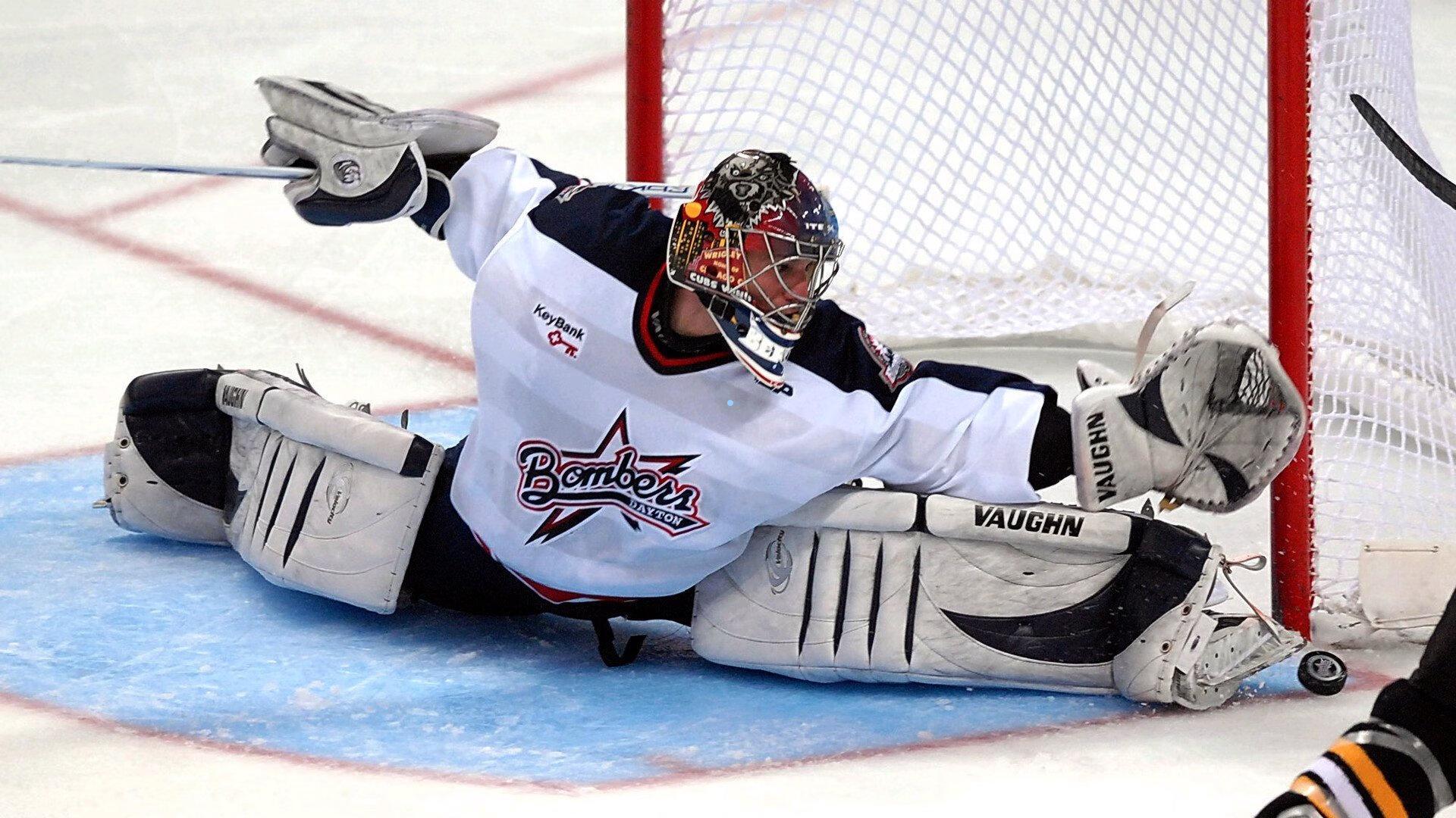 杨瀚森惊魂一刻后脑遭撞，虚惊一场后三分球成新武器